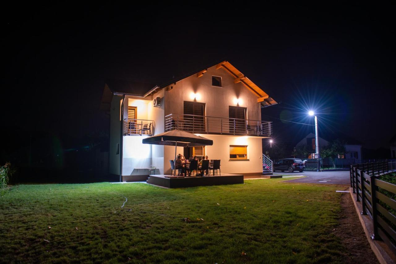 Sobe Mili Ozren Casa de hóspedes Doboj Exterior foto